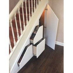 Шкаф под лестницей 